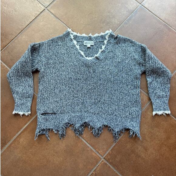 Wildfox Marled Soft Chunky Knit Distressed V-Neck Sweater with Fringe size M - Picture 10 of 10